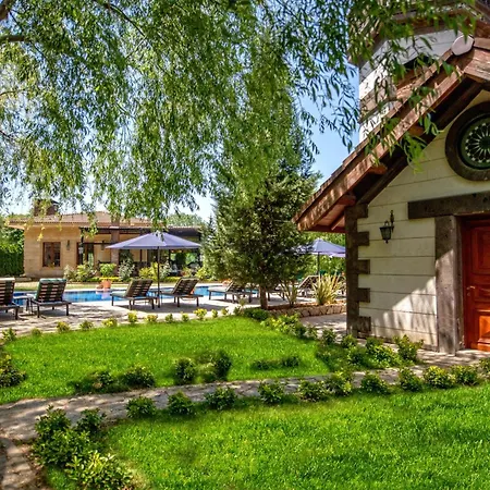 Hotel Wineport Riverside & Winery 3*