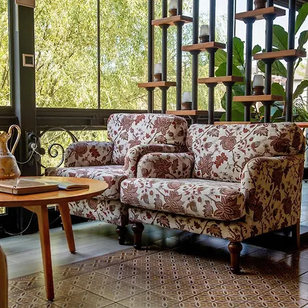 ホテル Wineport Riverside & Winery 3*