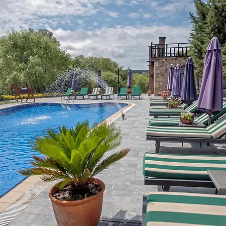 Wineport Riverside & Winery