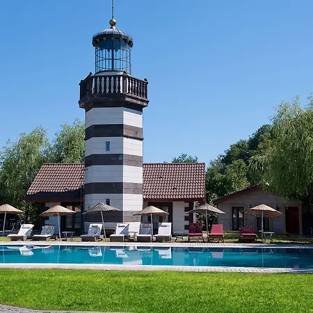 Wineport Riverside & Winery 3* 아그바