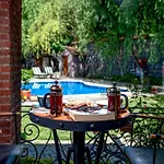 Wineport Riverside & Winery 3* אגווה