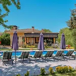 מלון Wineport Riverside & Winery אגווה