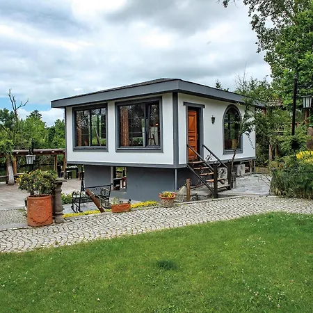 Hotel Wineport Riverside & Winery