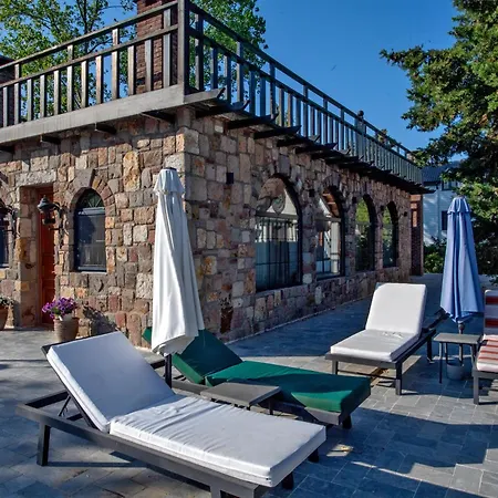 Wineport Riverside & Winery 3*