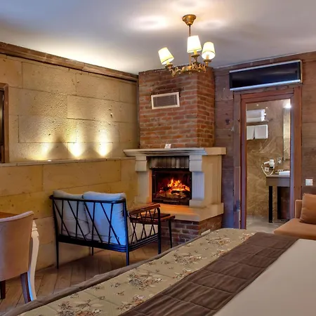 Hotel Wineport Riverside & Winery 3*