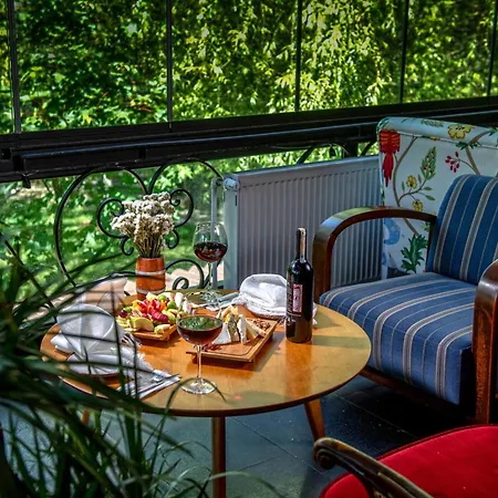 Wineport Riverside & Winery