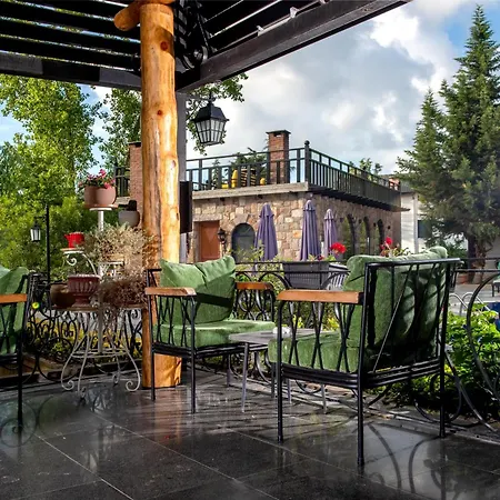 Hotel Wineport Riverside & Winery