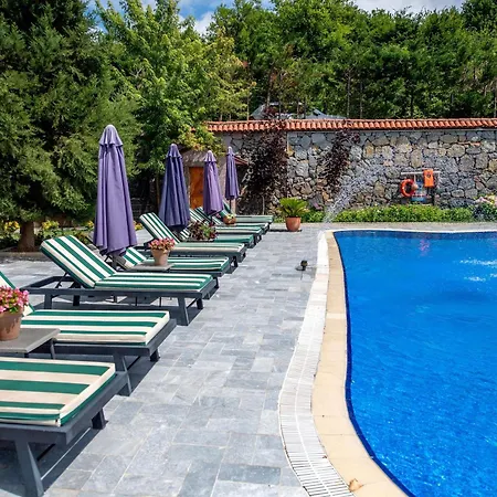 Hotel Wineport Riverside & Winery 3*